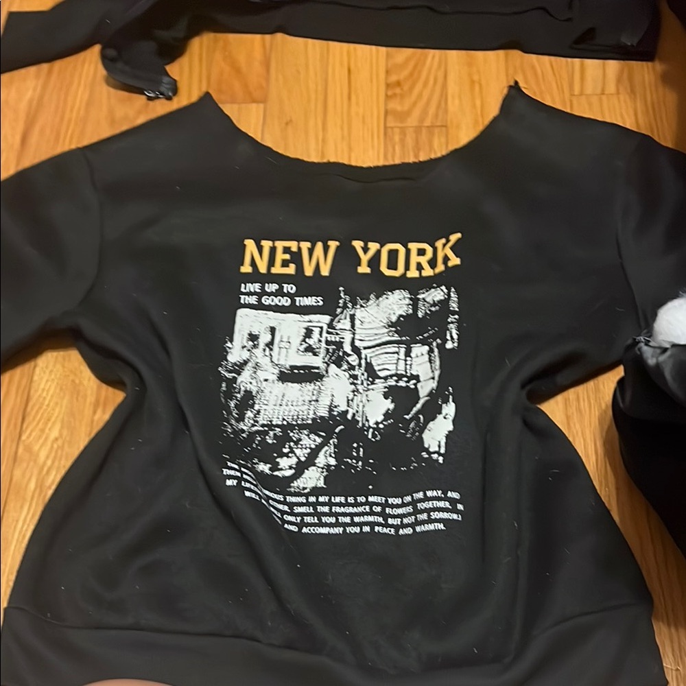 SHEIN Black Graphic Sweatshirt Relaxed Style